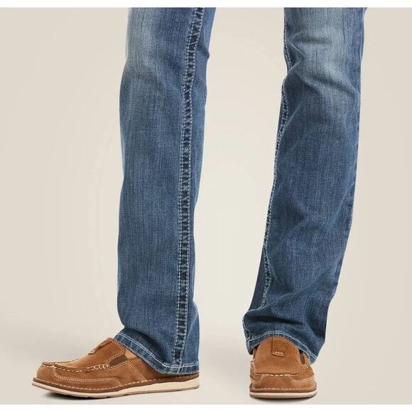 Ariat REAL Womens Size 28L Mid-Rise Icon Straight Leg Jean in Rainstorm 10017217 - Picture 6 of 13